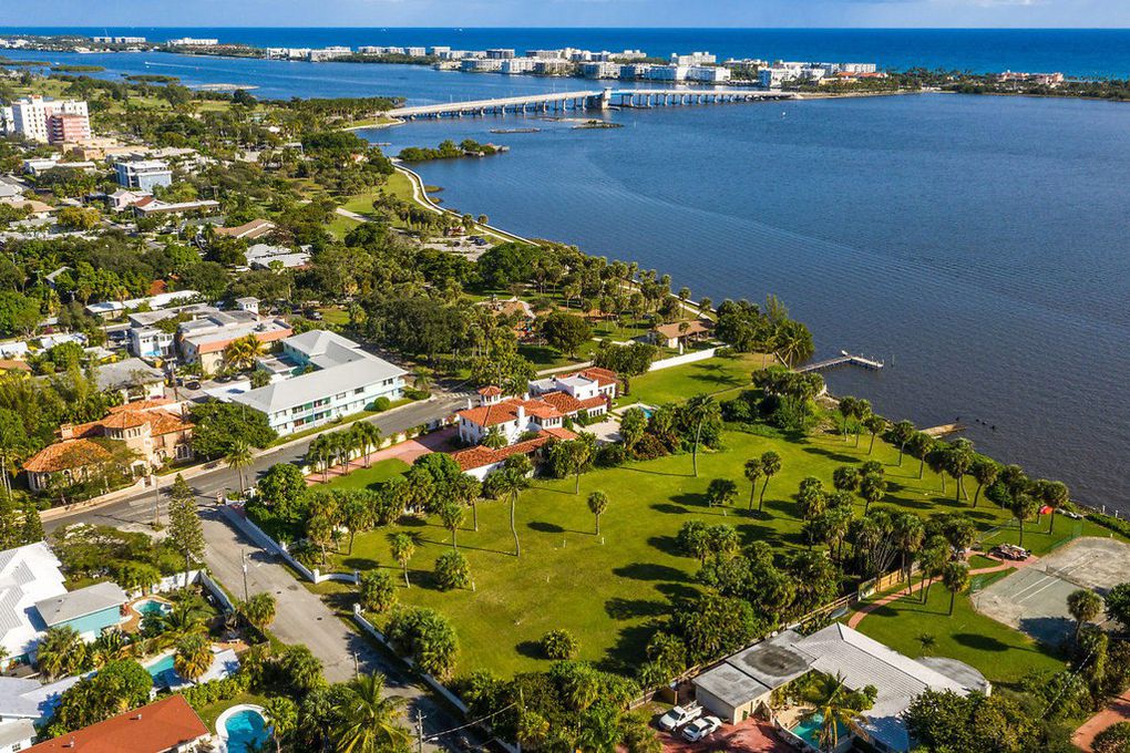 Lake worth beach